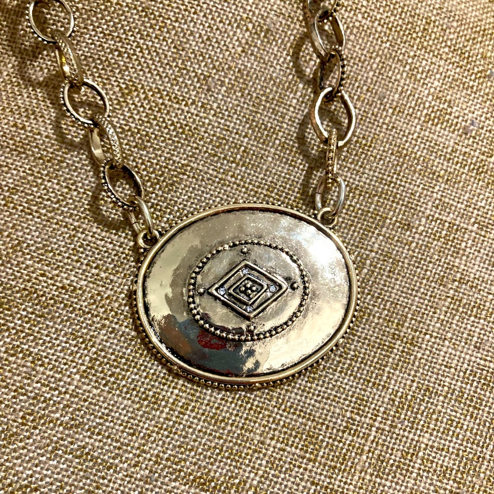 ( nwot ) Chico’s Reversible Short Necklace